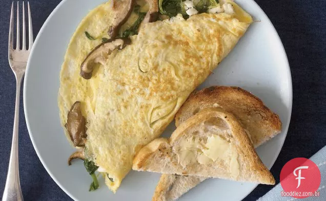Omeletes de cogumelos selvagens e queijo de cabra