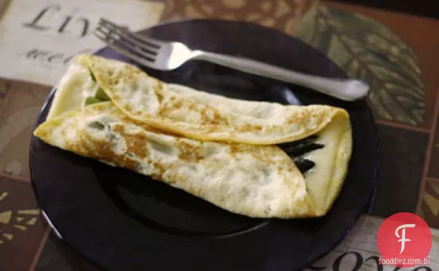 Omelete De Espargos Suíços E Assados