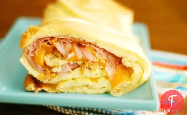 Presunto Assado E Rolo De Omelete De Queijo