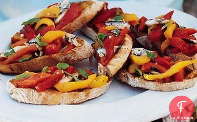 Pimenta Vermelha E Alcaparras Bruschetta