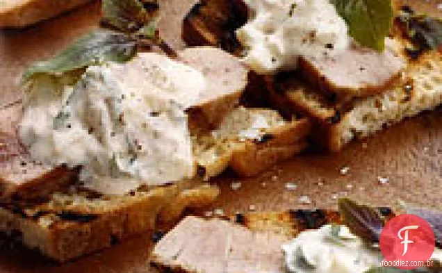 Atum Grelhado Bruschetta com Chipotle Crème Fraîche