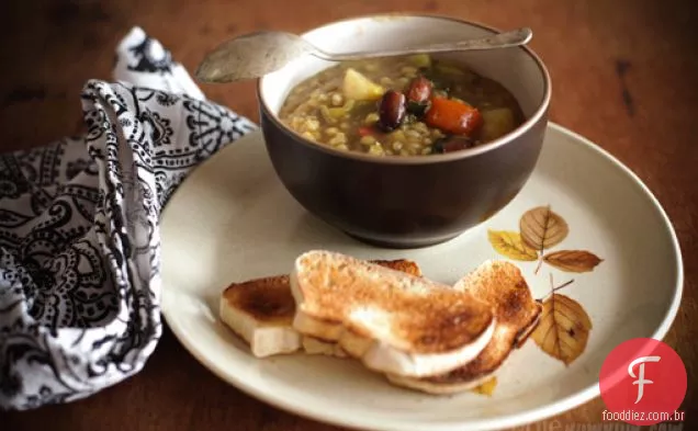 Ensopado De Legumes Com Cevada E Amêndoas