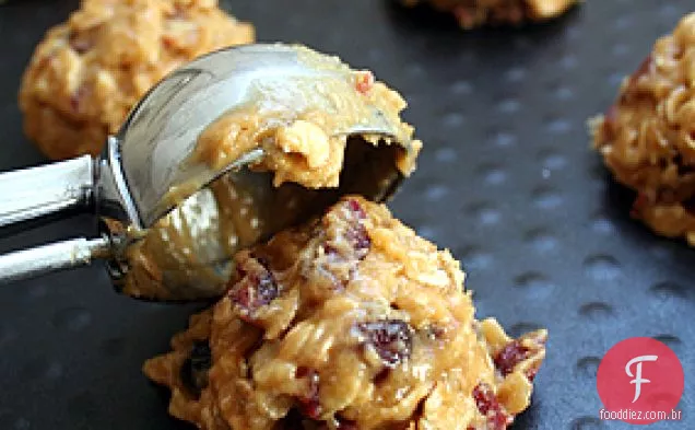 Biscoitos De Passas De Aveia Em Borracha