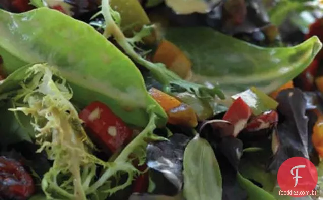 Pimenta Quente E Salada De Caisin