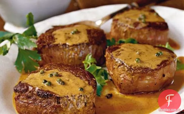Filetes De Carne Com Molho De Pimenta Verde