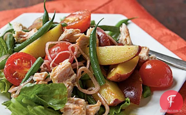 Salada de atum e batata de estilo espanhol