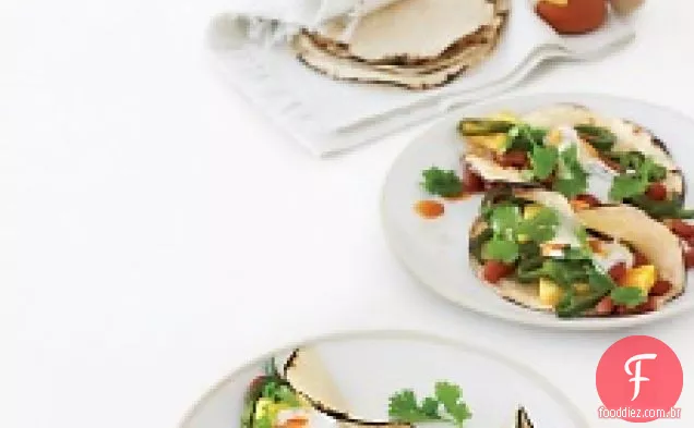 Pimenta, Abacaxi E Tacos De Café Da Manhã De Feijão