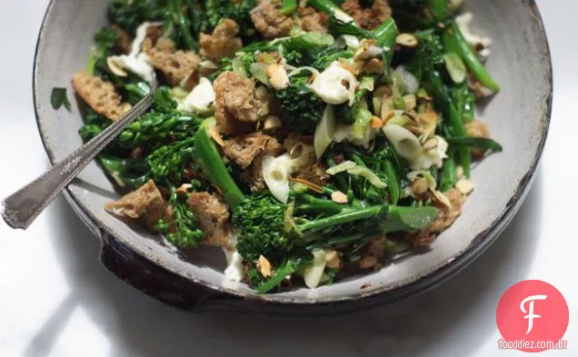 Salada Broccolini