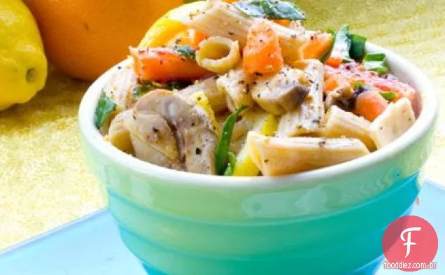 Salada De Macarrão Da Califórnia Com Pimenta Limão