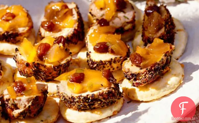 Lombo De Porco Herbed Com Torradas De Parmesão-Pimenta