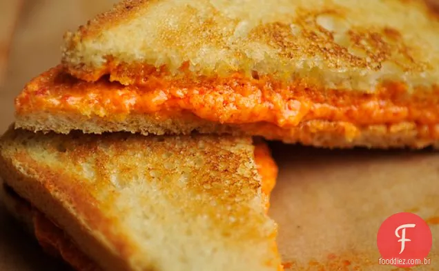 Sanduíches De Queijo Com Pimenta Grelhada