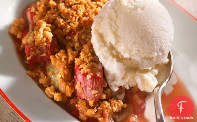 Mel-Ruibarbo Crumble