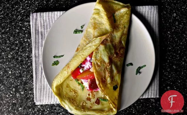 Crepes De Ameixa Com Ricota E Mel