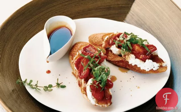 Mel-Bruschetta de tomate com ricota