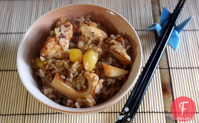 Matsutake Gohan Com Nozes Ginkgo