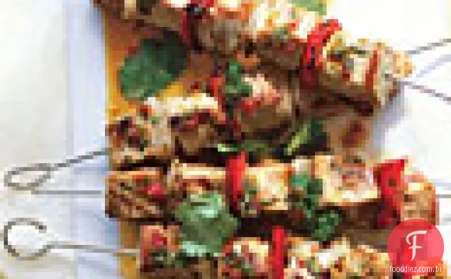Kebabs de atum com gengibre-marinada do Chile