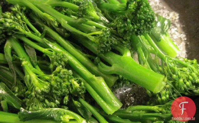 Receita de Broccolini em estilo asiático