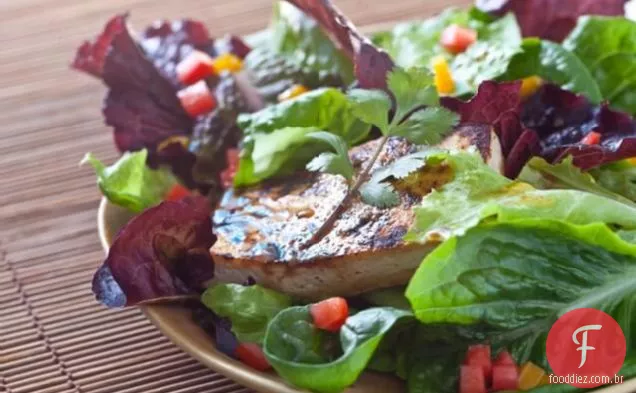 Salada De Tofu Grelhada Com Molho Miso