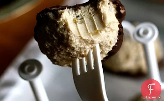 Bolas Da Massa Do Biscoito Da Microplaqueta Do Chocolate