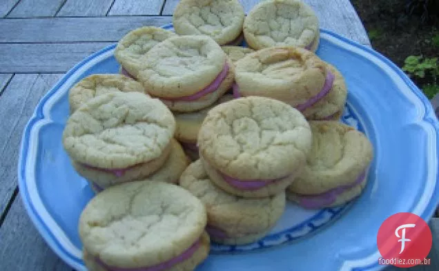 Sanduíches De Creme De Framboesa