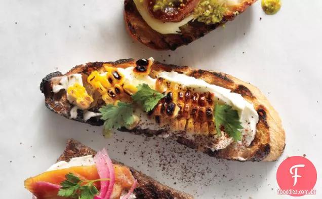 Milho Grelhado, Crema Mexicana E Coentro Crostini