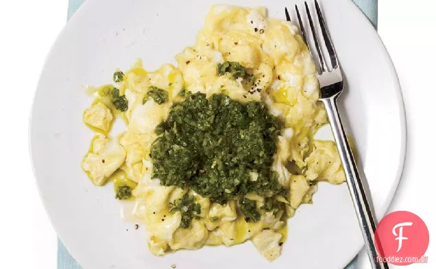 Chile-Coentro Pesto