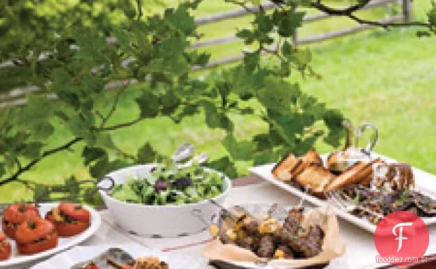 Kebabs De Carne Grelhada Com Cebolinha, Coentro E Hortelã