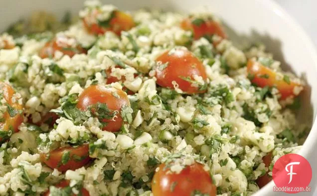 Salada De Quinoa Com Milho Grelhado, Tomate E Coentro