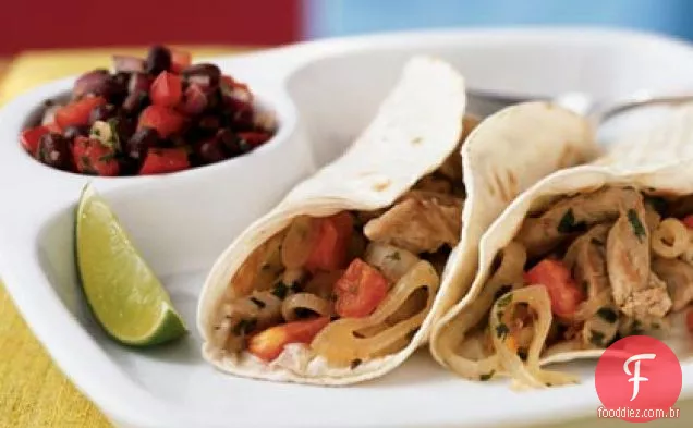 Tacos De Porco Com Limão E Coentro