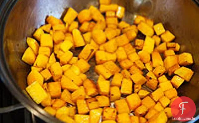 Sopa De Abóbora Com Curry