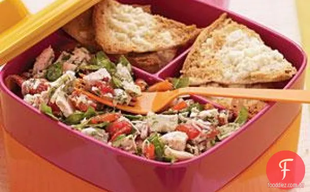 Atum, Alcachofra e salada de pimenta vermelha assada