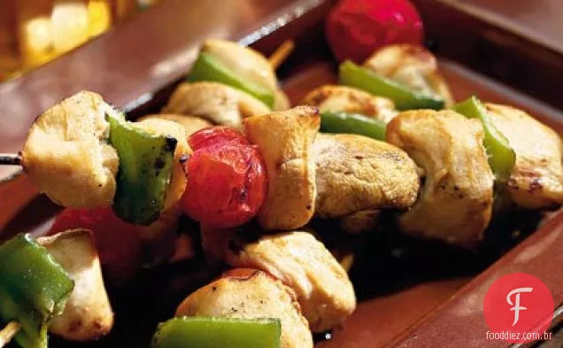 Kabobs De Frango E Vegetais