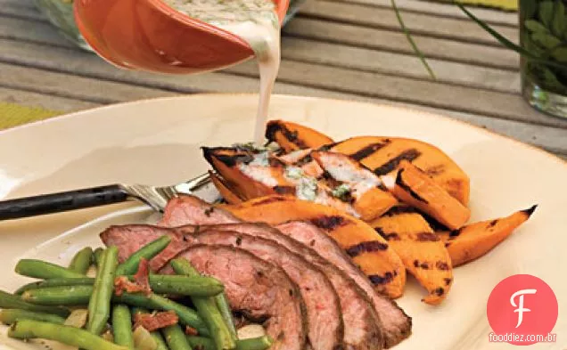 Bife de flanco esfregado com especiarias
