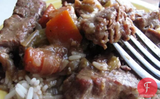Sob Pressão Ensopado De Carne
