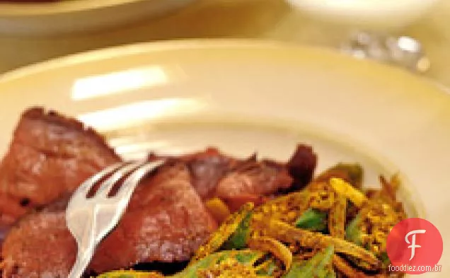 Tandoori-bife de flanco com especiarias