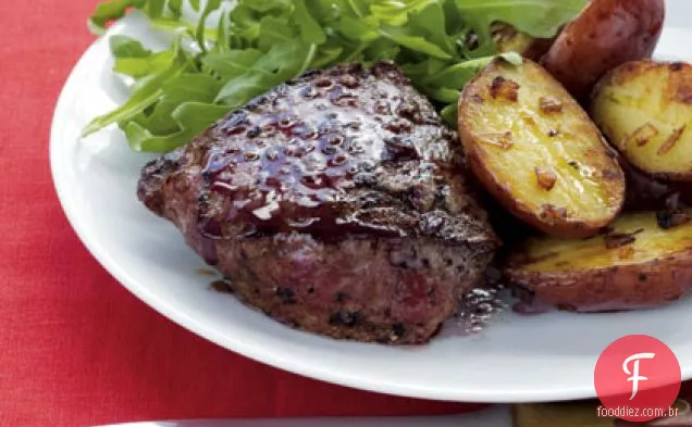 Lombo estilo bistrô com batatas novas