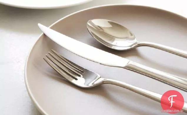Coxas de frango com ervilhas e Agliata