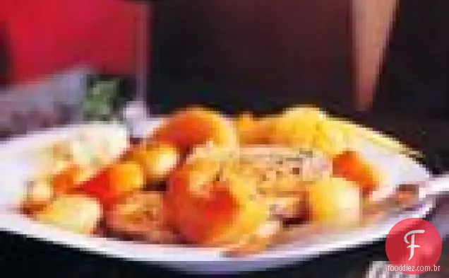Lombo De Porco Assado Com Marmelos E Maçãs De Senhora