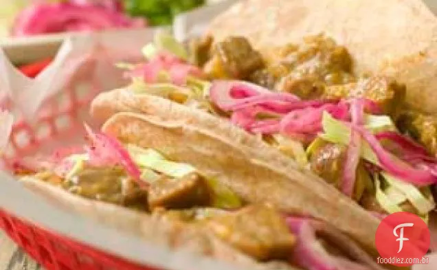 Carne de porco assada ao estilo Yucatan