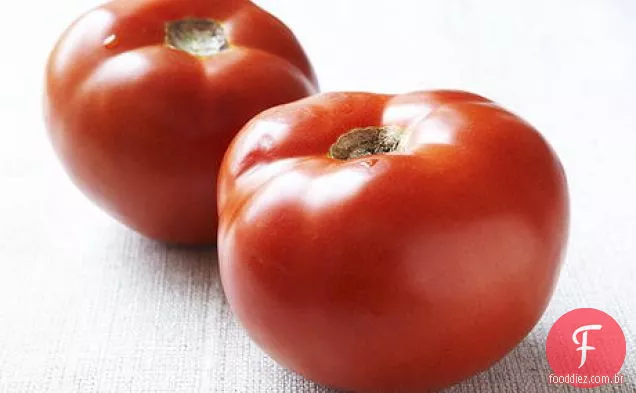Hambúrgueres clássicos com Ketchup caseiro de tomate