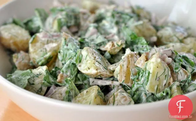 Salada De Batata Com Iogurte, Rúcula E Endro
