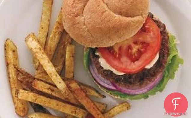 Hambúrgueres Da Califórnia Com Batatas Fritas Picantes