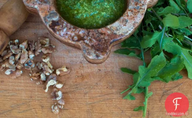 Pesto De Nogueira Rúcula