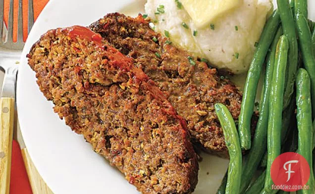 Bolo de carne com Mussarela, cogumelos e Pepperoni