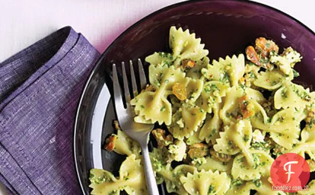 Rúcula-Noz Pesto Farfalle