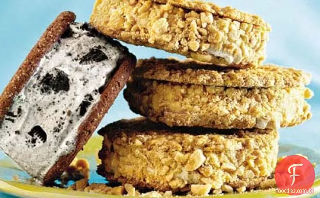 Sanduíches de sorvete de Peanutty