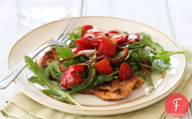 Frango Milanês Com Rúcula E Tomate
