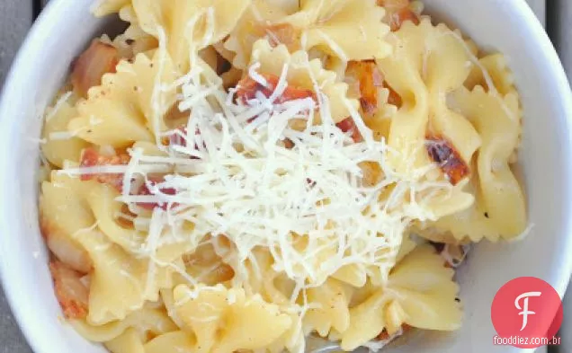 Farfalle Com Redução De Estoque De Bacon E Frango