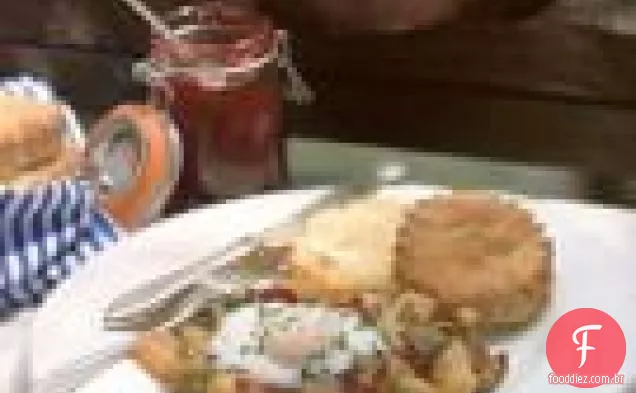 Hash De Bacon Canadense Com Ovos Escalfados