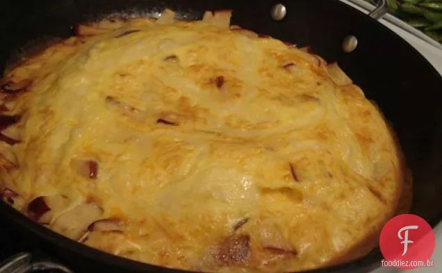 Maçã-Cheddar-bacon Frittata